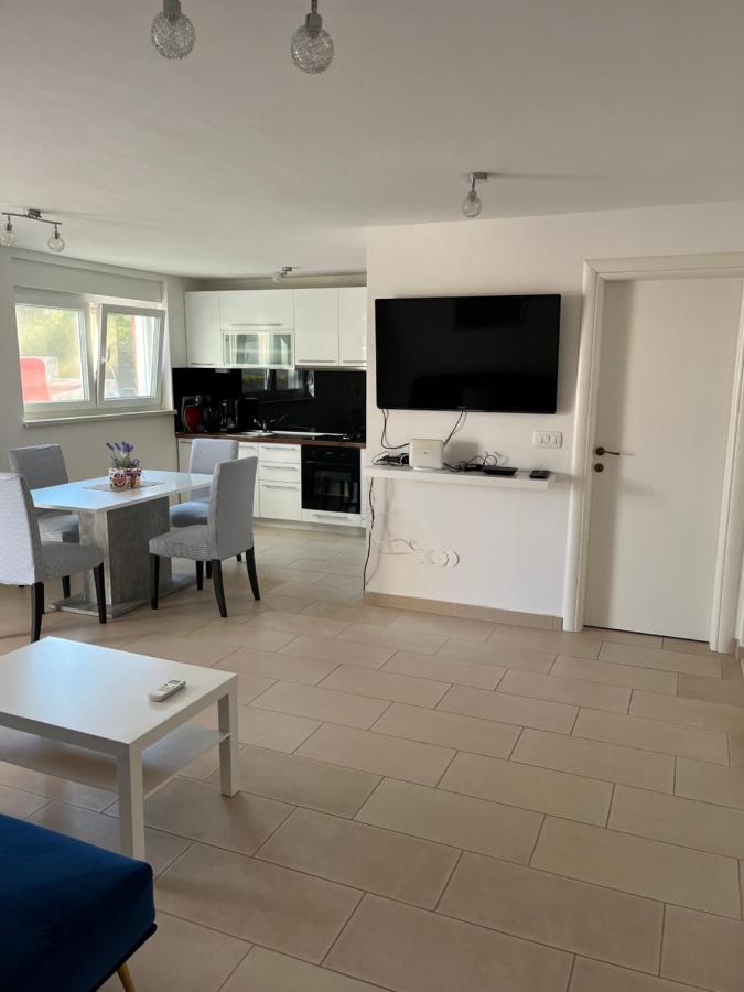 Apartment Babic Сегет-Враница Экстерьер фото